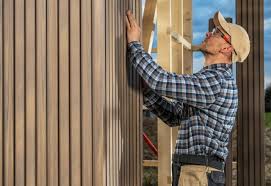 Best Insulated Siding Installation  in Juneau, WI